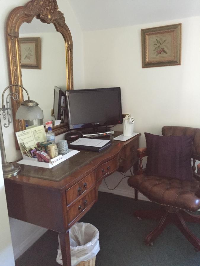 The Chestnuts Guest House アザーストーン エクステリア 写真
